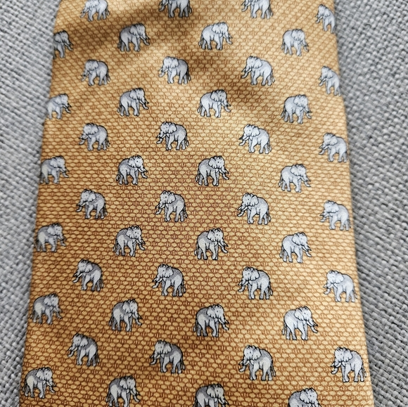 Vintage Millennium 2000 Year Elephant Tie Silk - Picture 5 of 5
